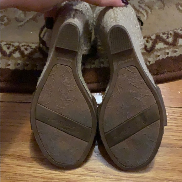 Sandals - Picture 3 of 4
